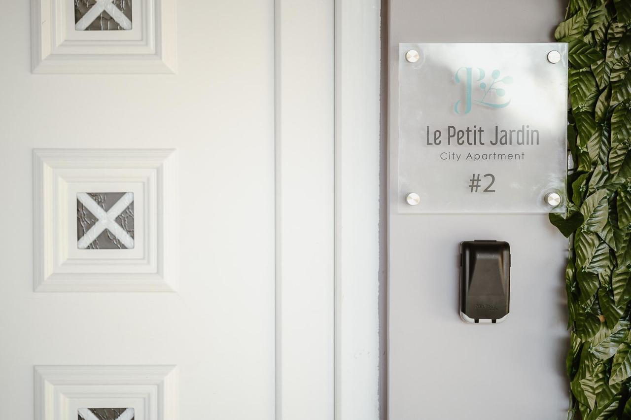 Le Petit Jardin #2 Apartment Волос Екстериор снимка